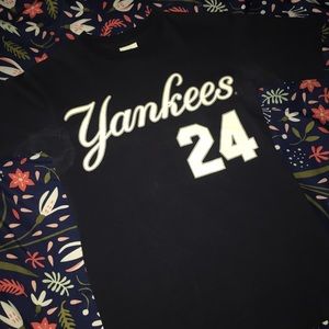 Youth "L" Yankees T-Shirt #24 Martinez